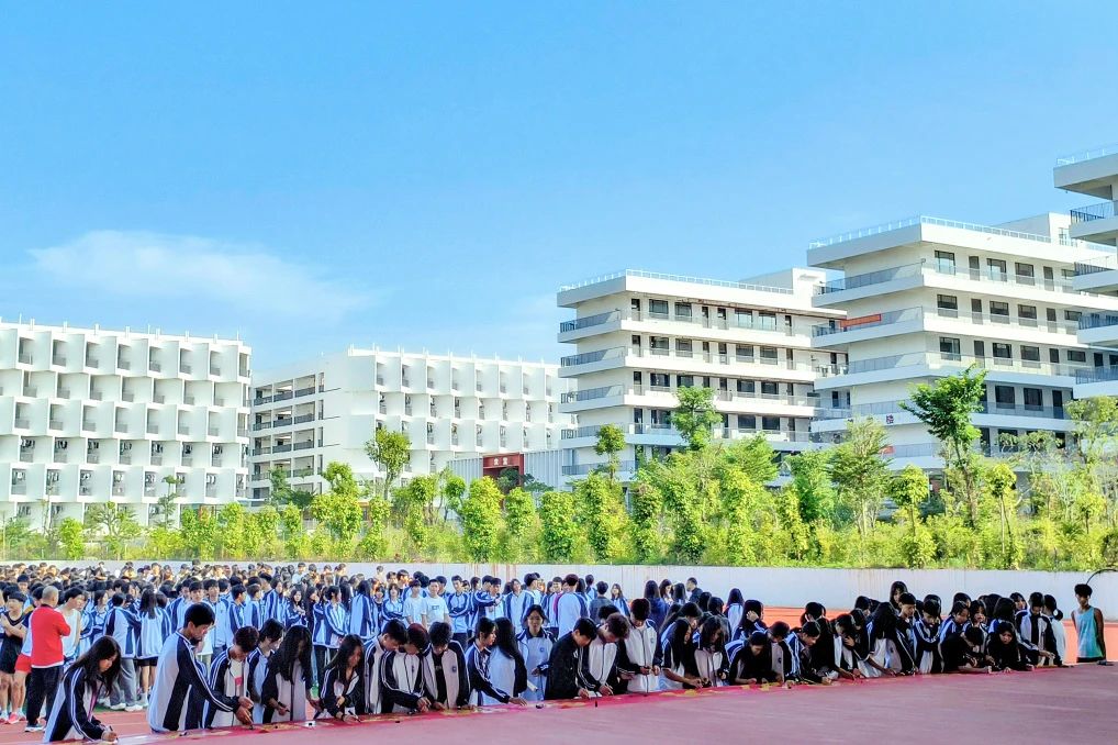 春暖花开迎开学 巳巳如意启新程——?乐鱼在线-乐鱼在线（中国）2025年春季开学返校指南